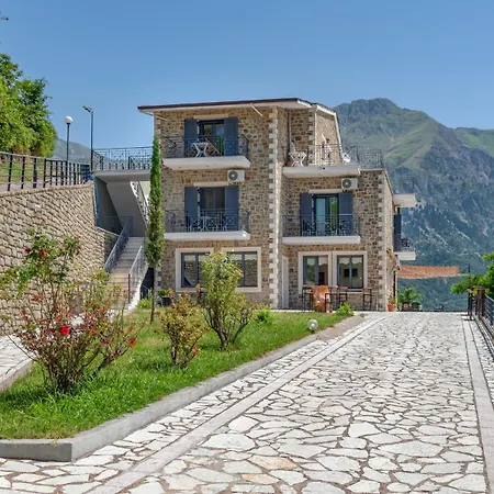 Ξενοδοχείο Lithorama Mountain 4*